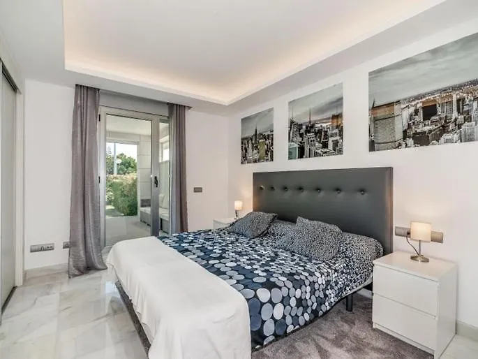 Lujoso Apartamento Con Piscina Comunitaria En La Costa Del Sol Apartment Marbella Spain